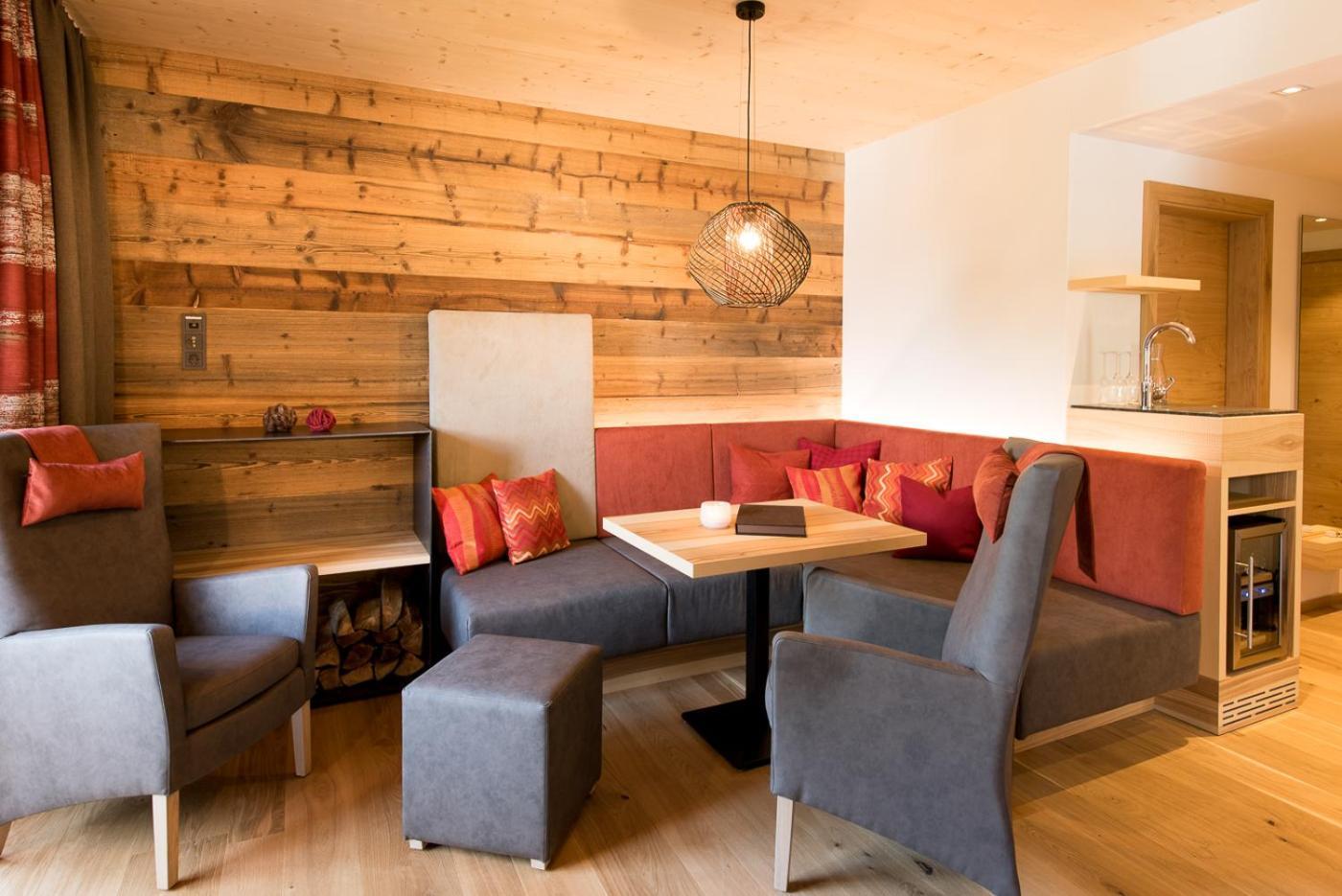 Hotel Der Loewe Lebe Frei Leogang Ruang foto